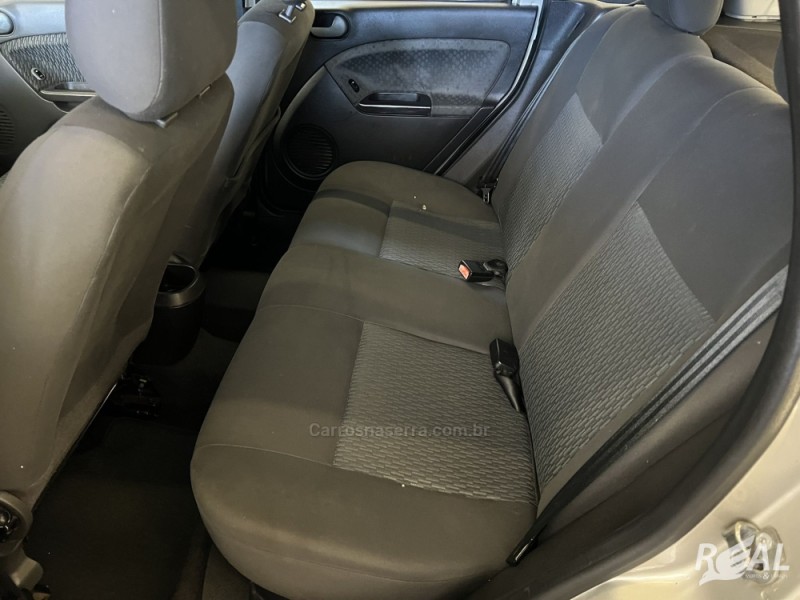 FIESTA 1.6 MPI CLASS HATCH 8V FLEX 4P MANUAL - 2013 - SAPIRANGA