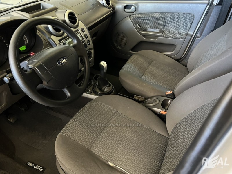 FIESTA 1.6 MPI CLASS HATCH 8V FLEX 4P MANUAL - 2013 - SAPIRANGA