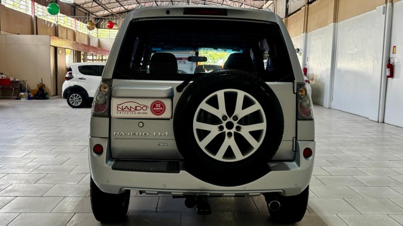 PAJERO TR4 2.0 4X2 16V 140CV FLEX 4P AUTOMÁTICO - 2012 - ESTâNCIA VELHA