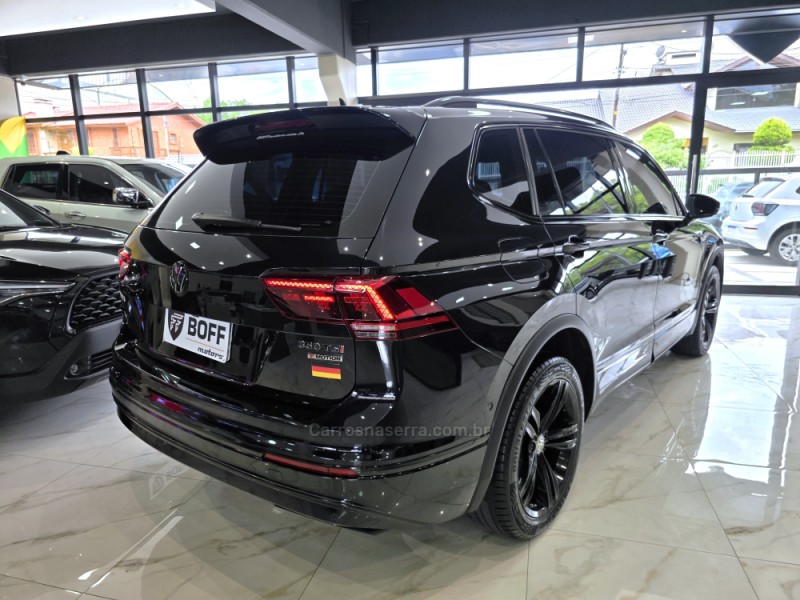 TIGUAN 2.0 TSI R-LINE 16V TURBO GASOLINA 4P TIPTRONIC - 2021 - CAXIAS DO SUL