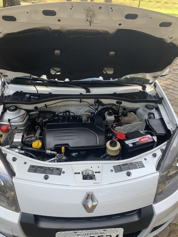 SANDERO  - 2014 - CAXIAS DO SUL