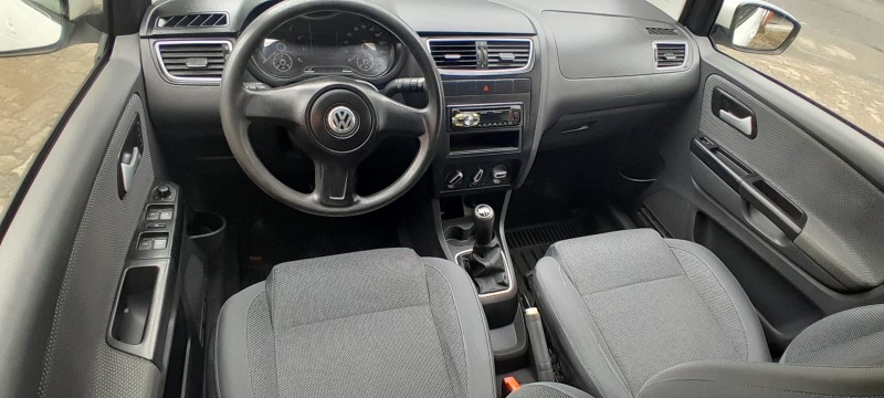 FOX 1.0 MI TREND 8V FLEX 4P MANUAL - 2012 - ESTâNCIA VELHA