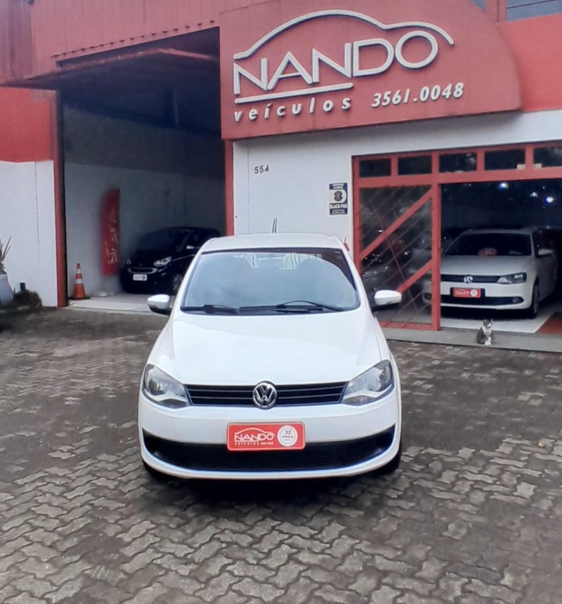 FOX 1.0 MI TREND 8V FLEX 4P MANUAL - 2012 - ESTâNCIA VELHA