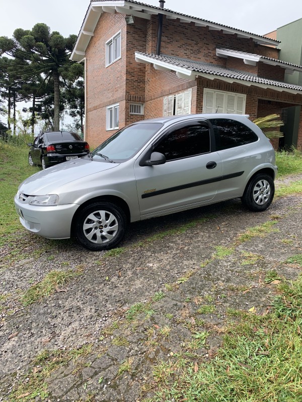 CELTA 1.4 MPFI 8V GASOLINA 4P MANUAL - 2004 - CAXIAS DO SUL