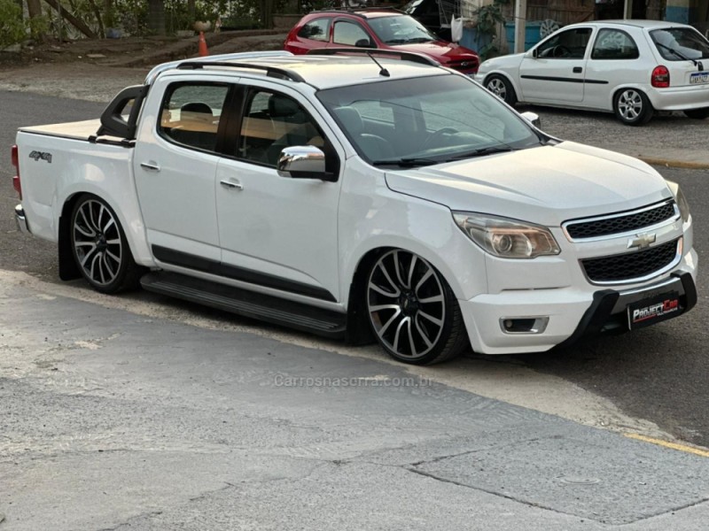 S10 2.4 LTZ 4X2 CD 8V FLEX 4P MANUAL - 2013 - NOVO HAMBURGO