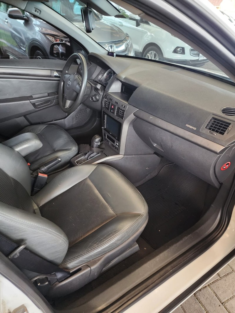 VECTRA 2.0 SFI GT HATCH 8V FLEX 4P AUTOMÁTICO - 2009 - CAXIAS DO SUL