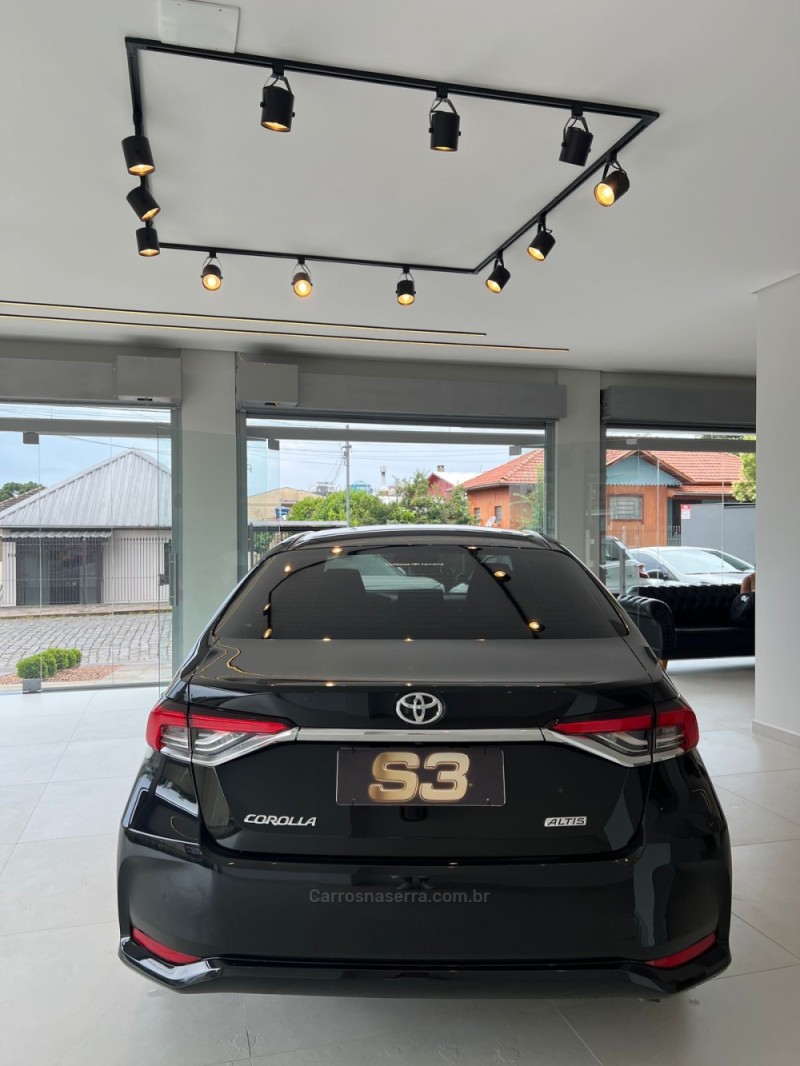 COROLLA 2.0 ALTIS PREMIUM 16V FLEX 4P AUTOMÁTICO - 2022 - CAXIAS DO SUL