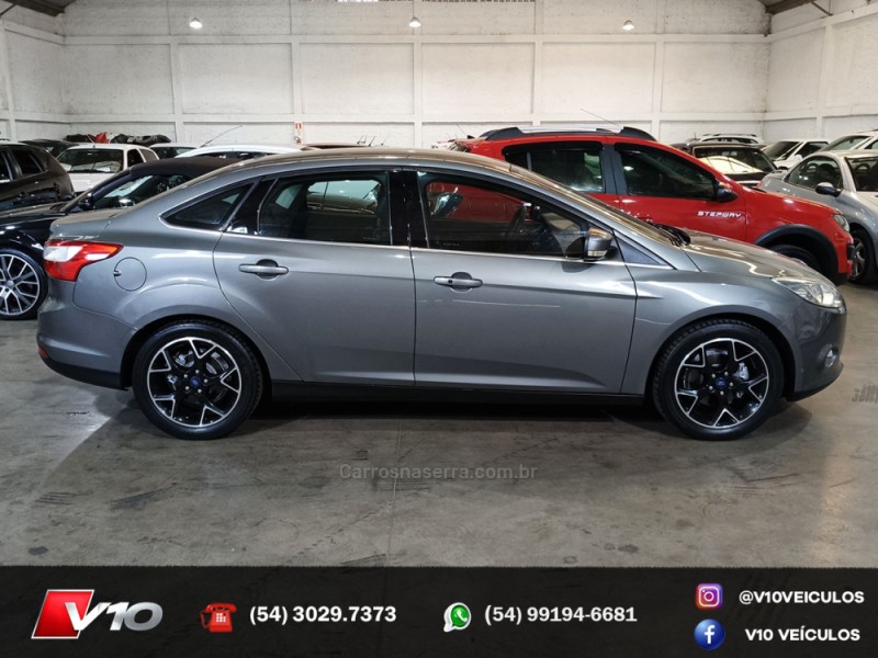 FOCUS 2.0 TITANIUM SEDAN 16V FLEX 4P AUTOMÁTICO - 2015 - CAXIAS DO SUL