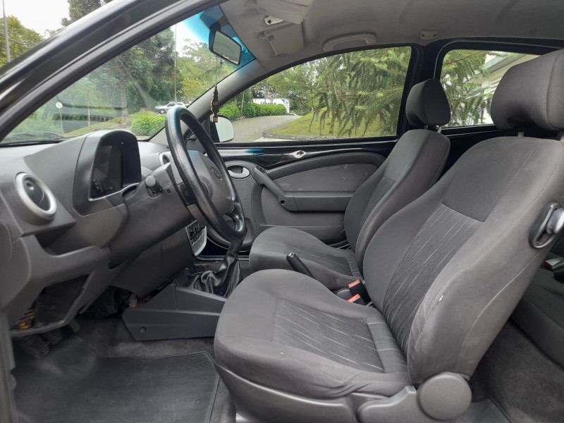 KA 1.0 MPI 8V FLEX 2P MANUAL - 2011 - FARROUPILHA