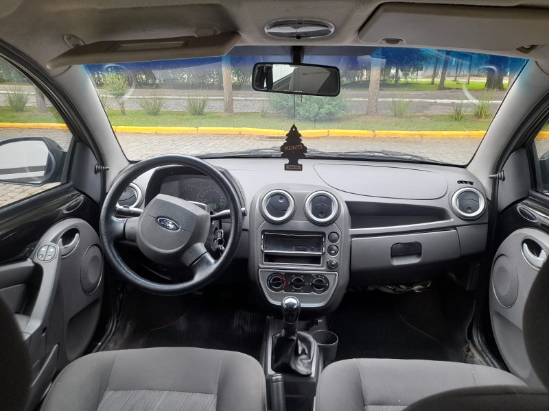 KA 1.0 MPI 8V FLEX 2P MANUAL - 2011 - FARROUPILHA