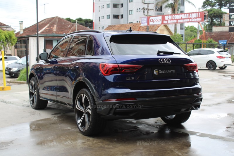 Q3 2.0 TFSI PERFORMANCE BLACK QUATTRO GASOLINA 4P AUTOMÁTICO - 2024 - CAXIAS DO SUL