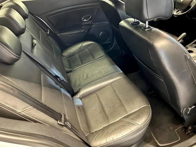 FLUENCE 2.0 DYNAMIQUE PLUS 16V FLEX 4P AUTOMÁTICO - 2014 - BOM RETIRO DO SUL