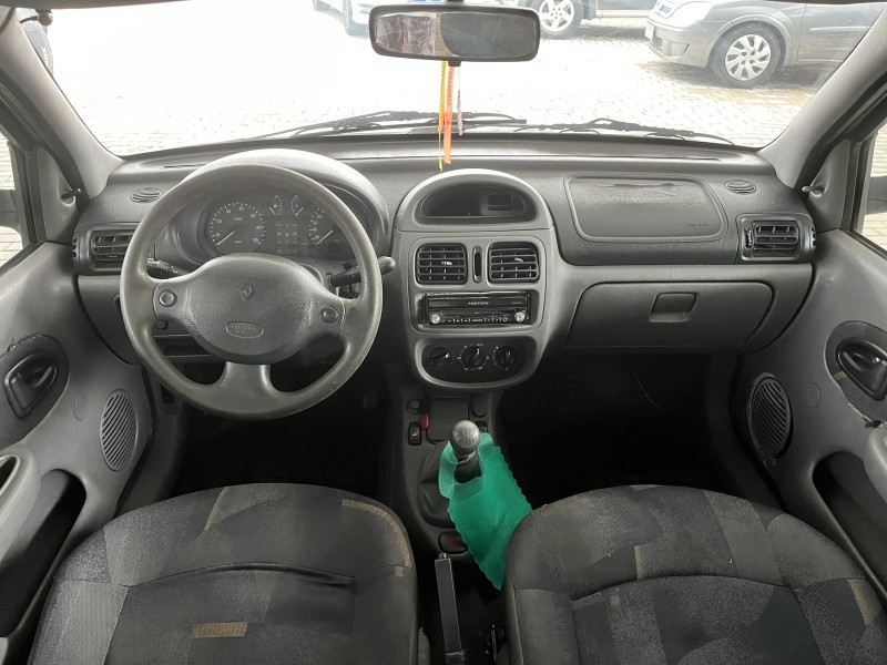 CLIO 1.0 RN 16V GASOLINA 4P MANUAL - 2001 - CAXIAS DO SUL