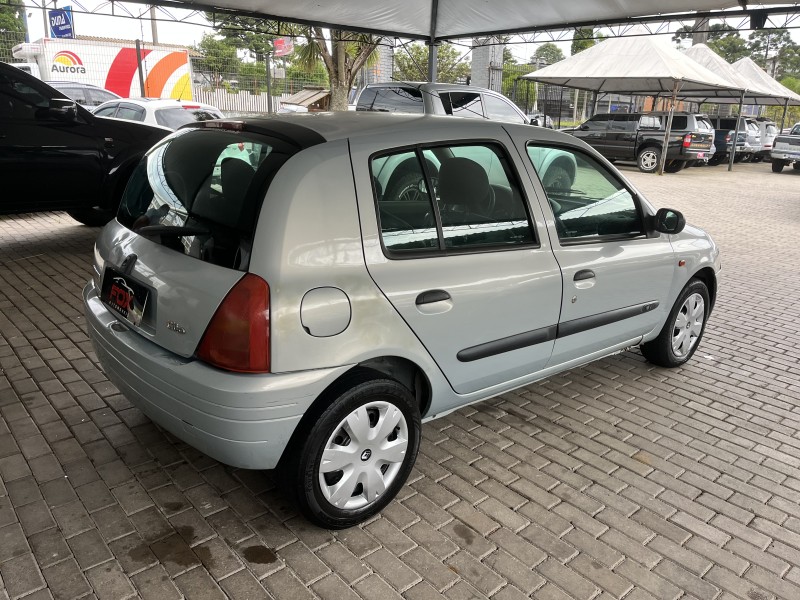 CLIO 1.0 RN 16V GASOLINA 4P MANUAL - 2001 - CAXIAS DO SUL