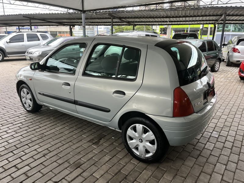 CLIO 1.0 RN 16V GASOLINA 4P MANUAL - 2001 - CAXIAS DO SUL