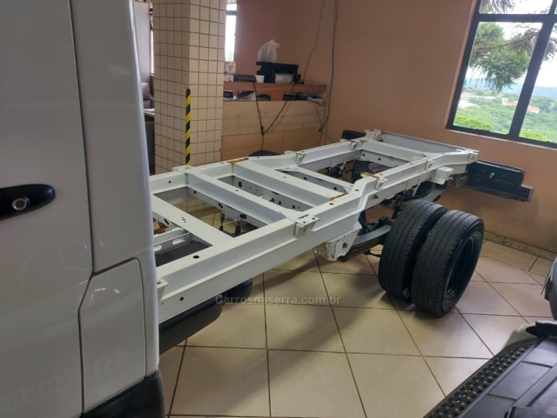 SPRINTER 2.2 CHASSI 515 LONGO DIESEL 3P MANUAL - 2019 - BENTO GONçALVES