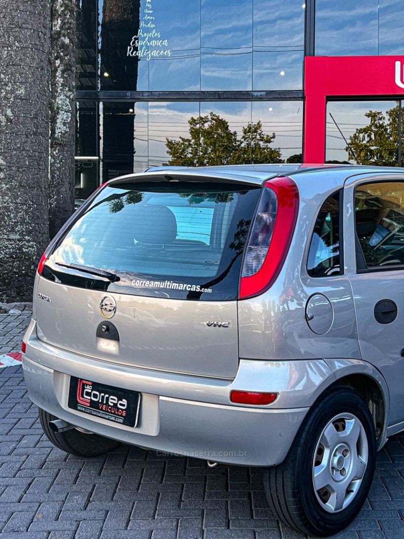CORSA 1.0 MPFI 8V GASOLINA 4P MANUAL - 2004 - CANELA