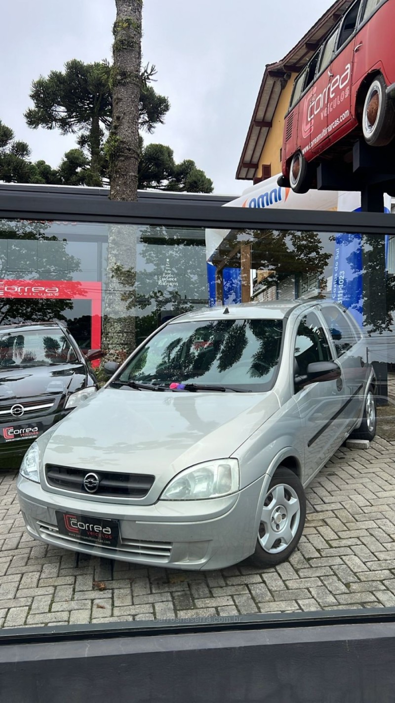 CORSA 1.0 MPFI 8V GASOLINA 4P MANUAL - 2004 - CANELA