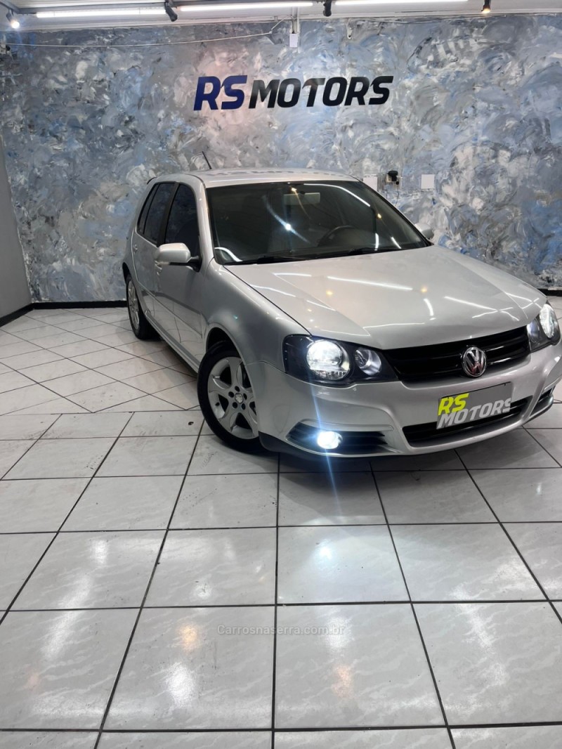 GOLF 1.6 MI 8V GASOLINA 4P MANUAL - 2008 - CAXIAS DO SUL