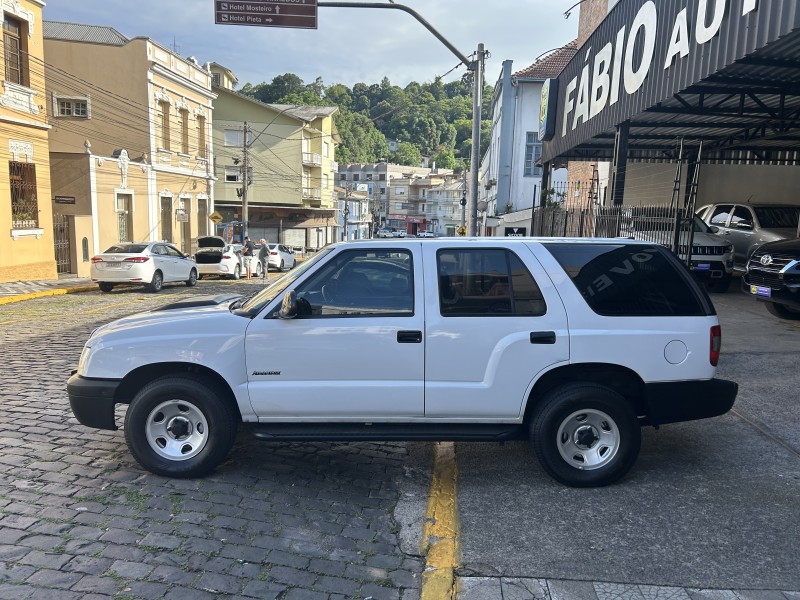 BLAZER 2.4 MPFI ADVANTAGE 4X2 8V FLEX 4P MANUAL