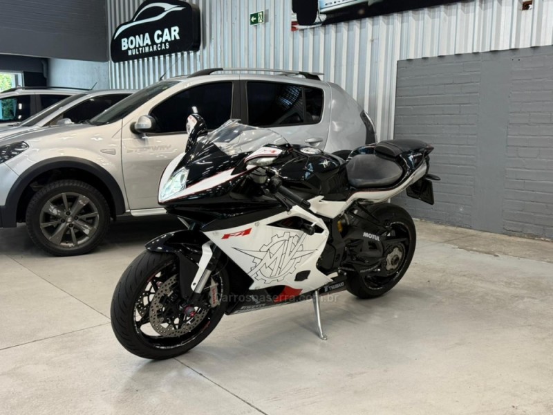 f4 rr abs 2014 caxias do sul