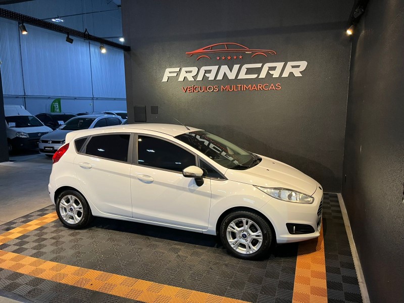 FIESTA 1.5 SE HATCH 16V FLEX 4P MANUAL - 2015 - ANTôNIO PRADO
