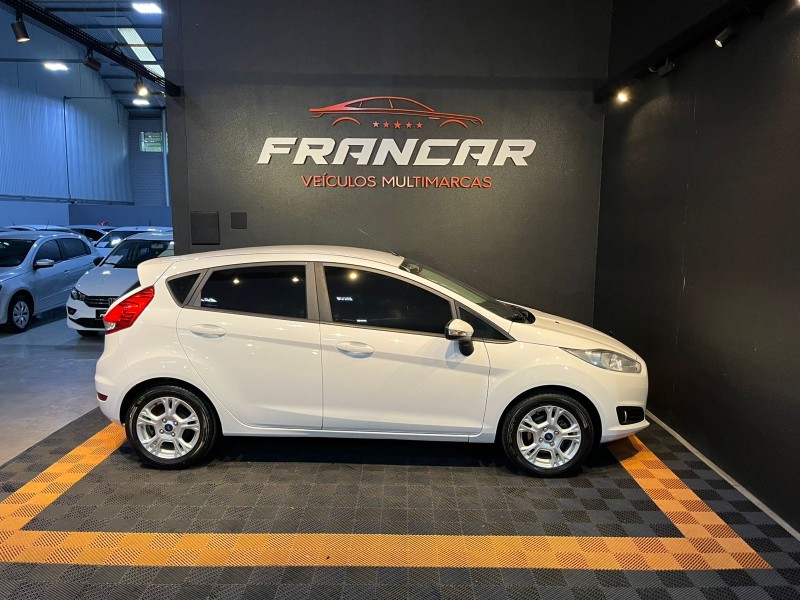 FIESTA 1.5 SE HATCH 16V FLEX 4P MANUAL - 2015 - ANTôNIO PRADO