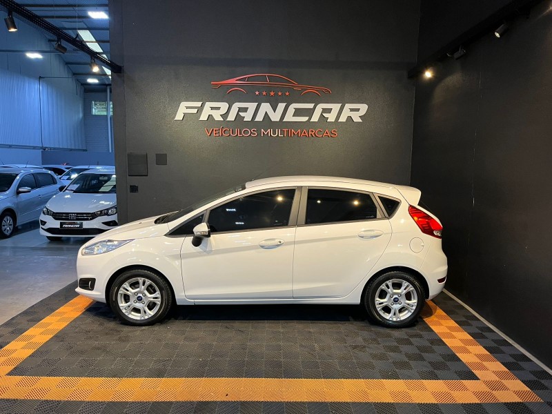FIESTA 1.5 SE HATCH 16V FLEX 4P MANUAL - 2015 - ANTôNIO PRADO