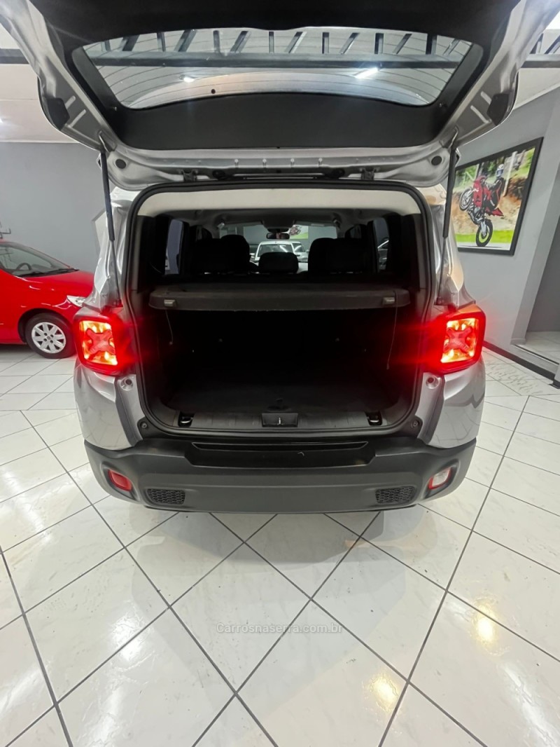 RENEGADE 1.8 16V FLEX 4P AUTOMÁTICO - 2019 - CAXIAS DO SUL