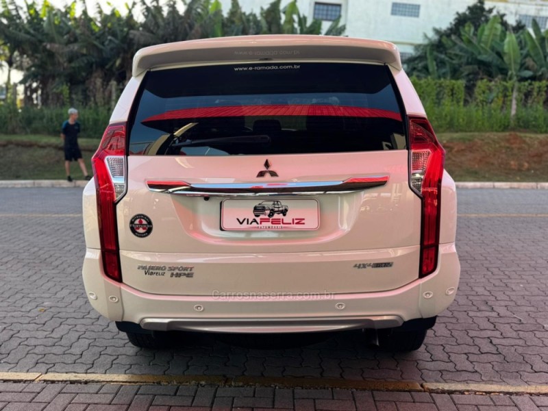 PAJERO SPORT 2.4 HPE 4X4 DIESEL 4P AUTOMÁTICA - 2020 - FELIZ