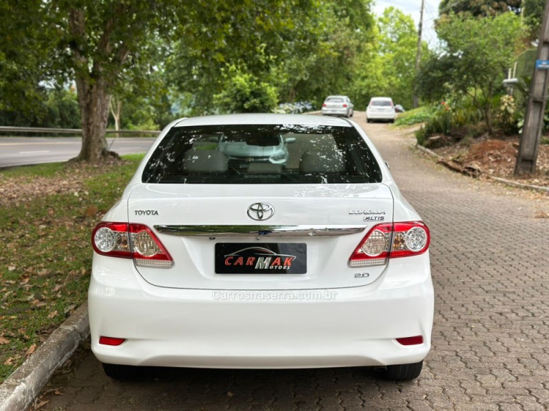 COROLLA 2.0 ALTIS 16V FLEX 4P AUTOMÁTICO - 2013 - DOIS IRMãOS