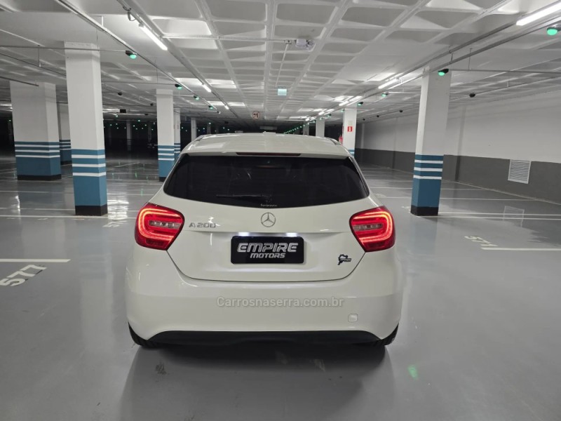 A 200 1.6 TURBO URBAN 16V GASOLINA 4P AUTOMÁTICO - 2015 - PORTO ALEGRE