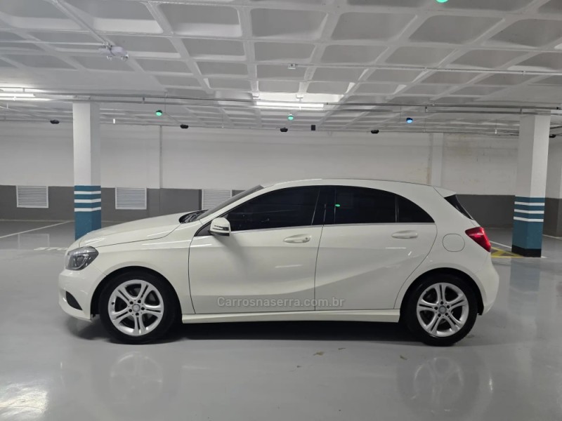 A 200 1.6 TURBO URBAN 16V GASOLINA 4P AUTOMÁTICO - 2015 - PORTO ALEGRE