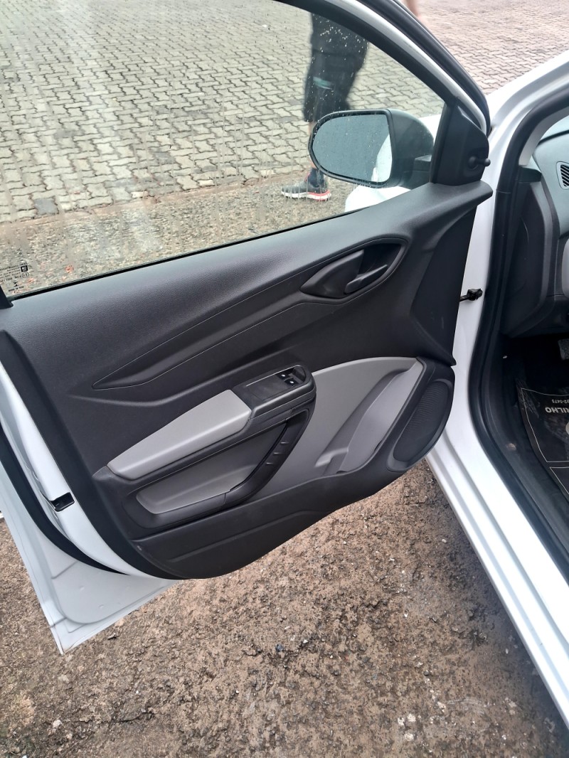 ONIX 1.0 LT 12V FLEX 4P MANUAL - 2015 - BENTO GONçALVES