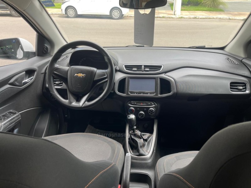 ONIX 1.4 MPFI LTZ 8V FLEX 4P MANUAL - 2015 - BENTO GONçALVES