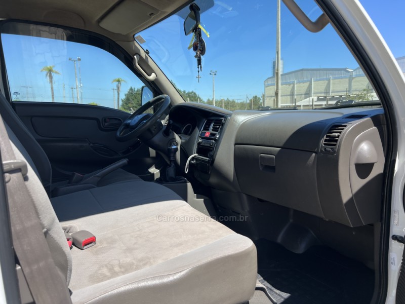 HR 2.5 TCI HD LONGO COM CAÇAMBA 4X2 8V 97CV TURBO INTERCOOLER DIESEL 2P MANUAL - 2016 - ANTôNIO PRADO