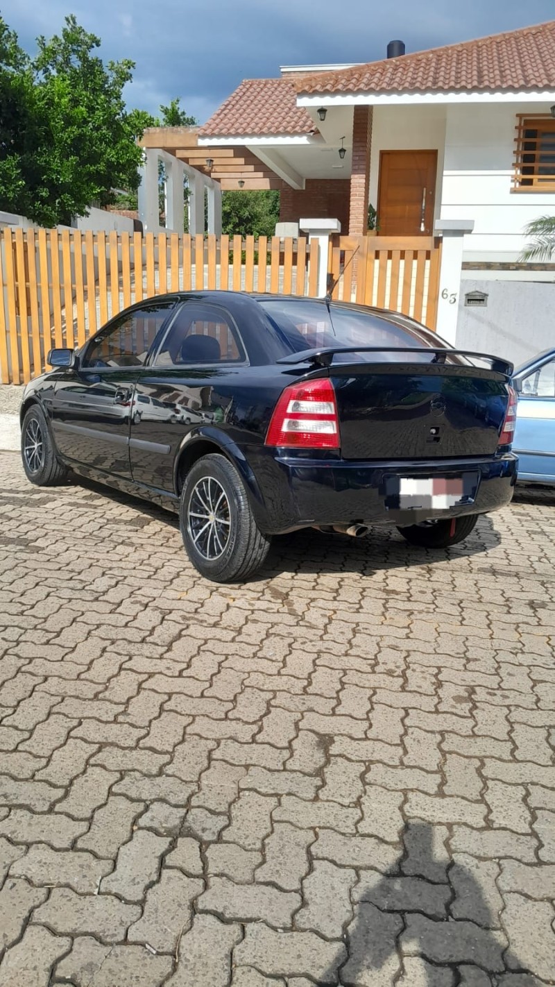 ASTRA 2.0 MPFI ADVANTAGE SEDAN 8V FLEX 4P MANUAL - 2004 - ESTRELA