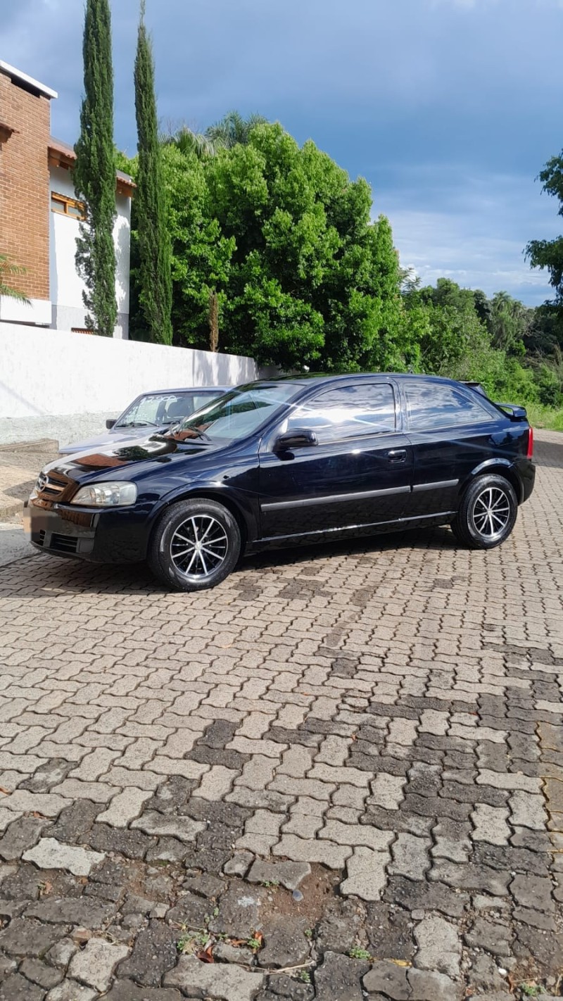 ASTRA 2.0 MPFI ADVANTAGE SEDAN 8V FLEX 4P MANUAL - 2004 - ESTRELA