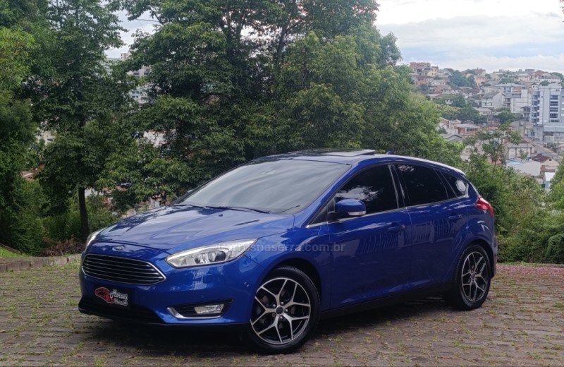 focus 2.0 titanium plus hatch 16v flex 4p auto 2016 caxias do sul