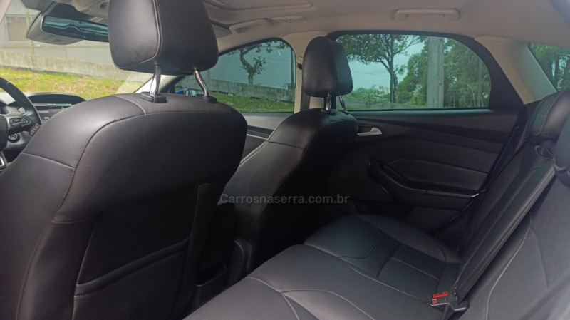 FOCUS 2.0 TITANIUM PLUS HATCH 16V FLEX 4P AUTO - 2016 - CAXIAS DO SUL