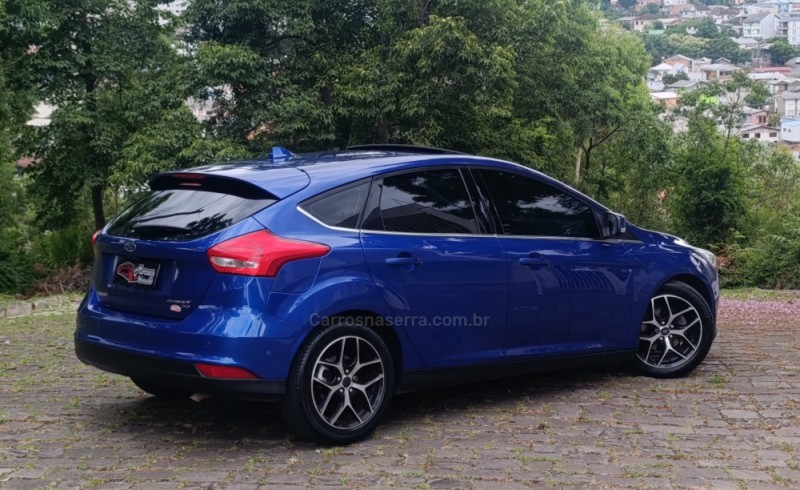 FOCUS 2.0 TITANIUM PLUS HATCH 16V FLEX 4P AUTO - 2016 - CAXIAS DO SUL