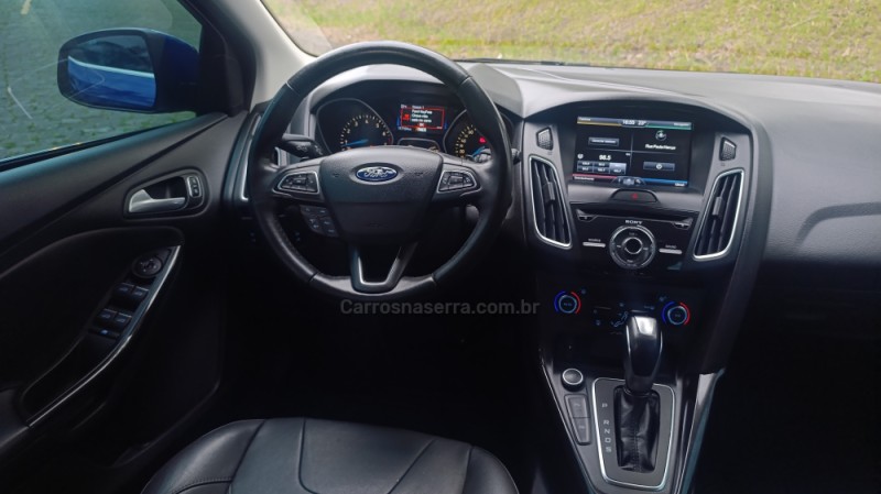 FOCUS 2.0 TITANIUM PLUS HATCH 16V FLEX 4P AUTO - 2016 - CAXIAS DO SUL