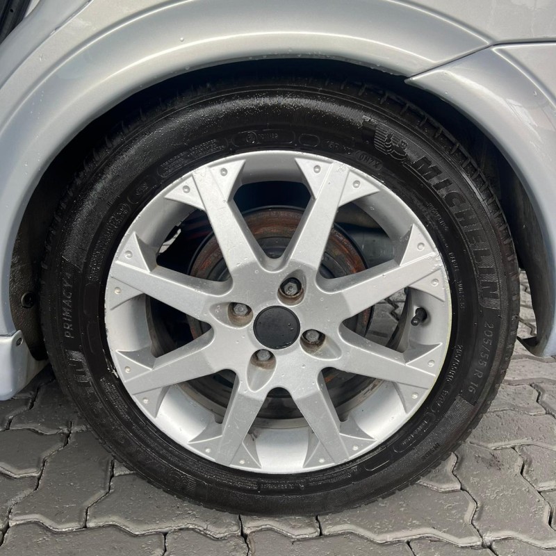 ASTRA 2.0 MPFI CD 8V GASOLINA 4P MANUAL - 2004 - CAXIAS DO SUL