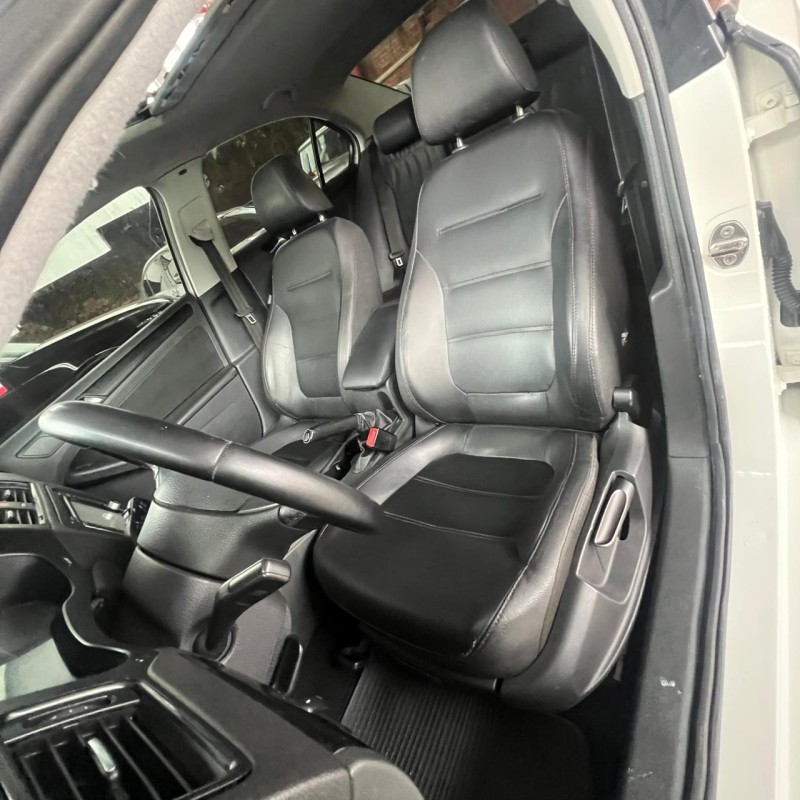 JETTA 2.0 COMFORTLINE FLEX 4P MANUAL - 2012 - CAXIAS DO SUL