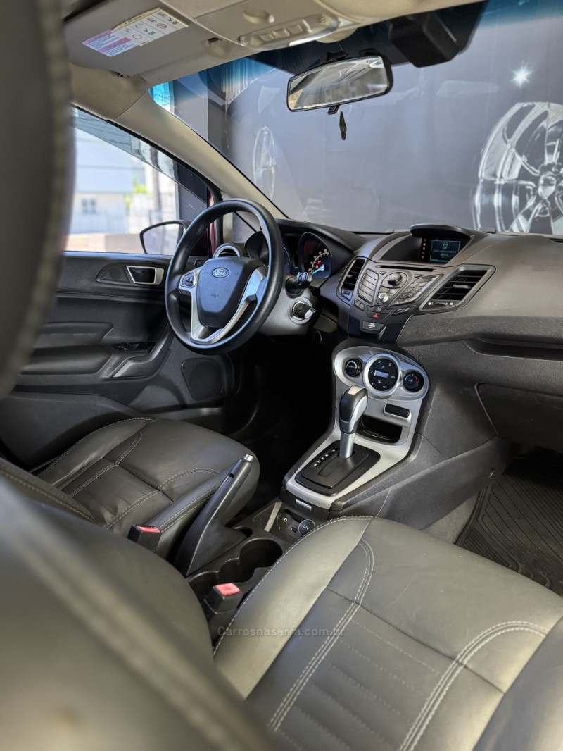FIESTA 1.6 SE PLUS SEDAN 16V FLEX 4P AUTOMÁTICO - 2014 - CAXIAS DO SUL