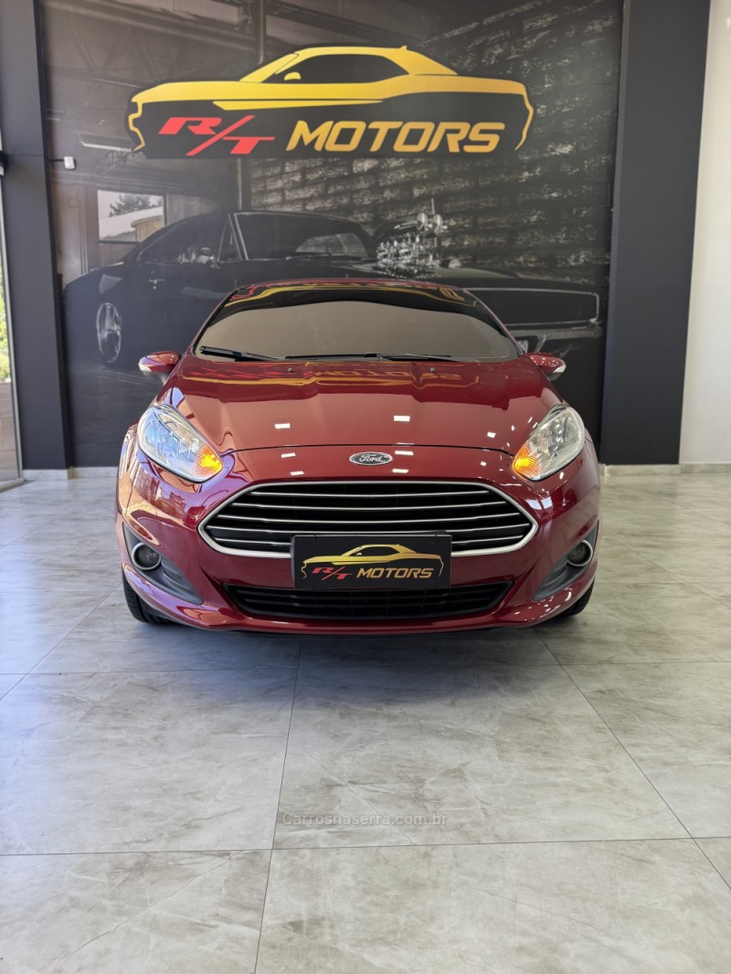 FIESTA 1.6 SE PLUS SEDAN 16V FLEX 4P AUTOMÁTICO - 2014 - CAXIAS DO SUL