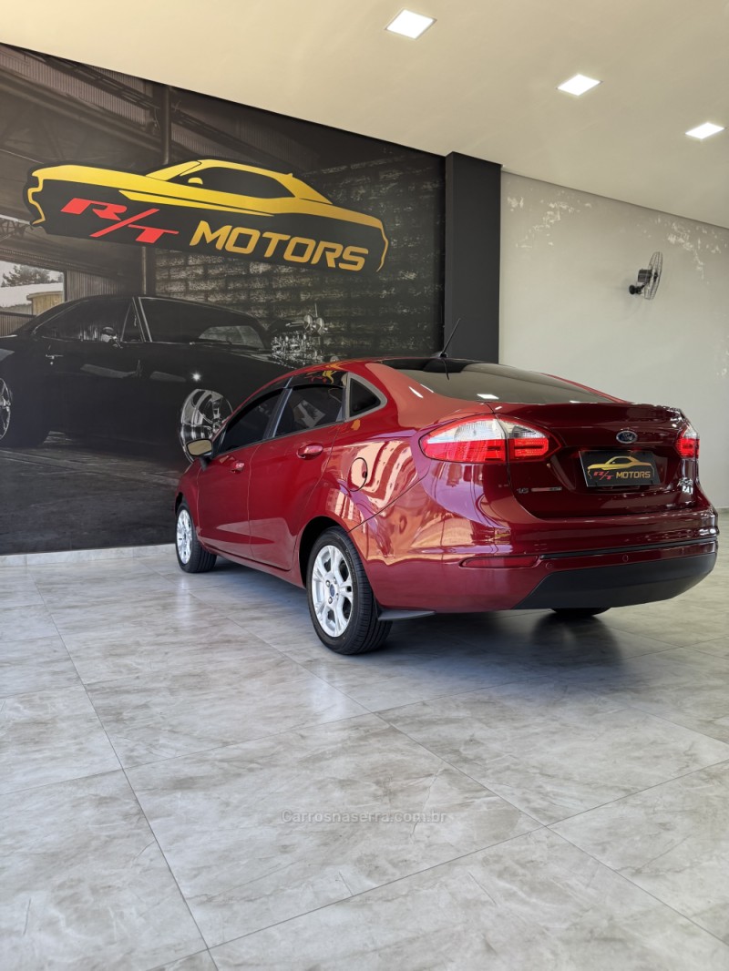 FIESTA 1.6 SE PLUS SEDAN 16V FLEX 4P AUTOMÁTICO - 2014 - CAXIAS DO SUL