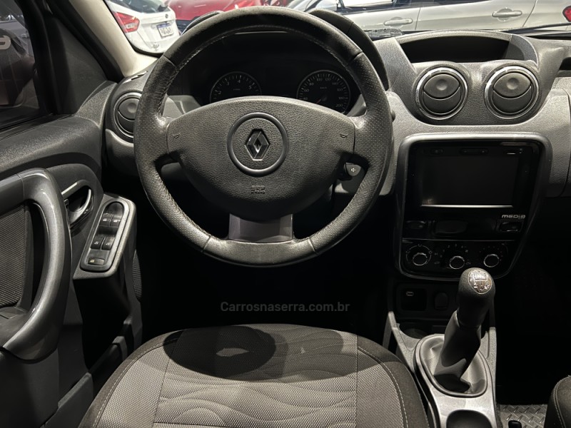 DUSTER 1.6 DYNAMIQUE 4X2 16V FLEX 4P MANUAL - 2014 - CAXIAS DO SUL