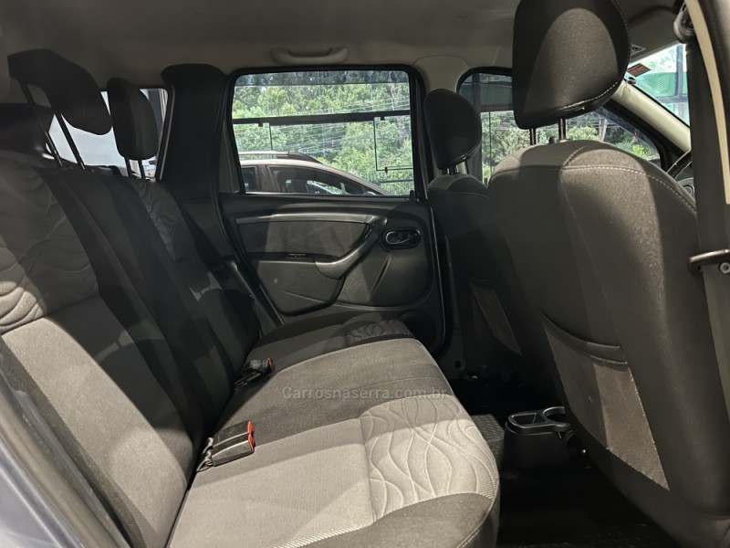 DUSTER 1.6 DYNAMIQUE 4X2 16V FLEX 4P MANUAL - 2014 - CAXIAS DO SUL