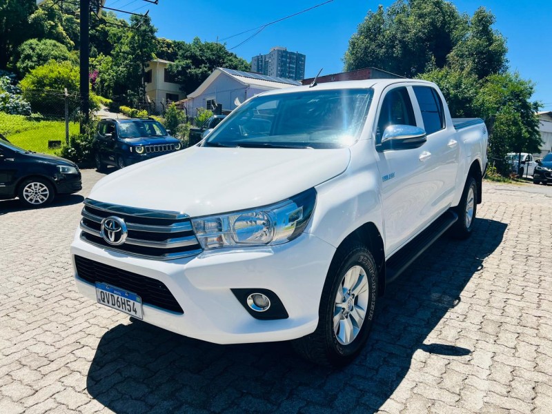 HILUX 2.8 4X4 CD 8V DIESEL 4P MANUAL - 2019 - BENTO GONçALVES